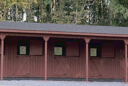Custom shedrow barn builder in Indiana